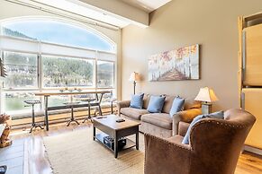 Lakeshore by Summit County Mountain Retreats