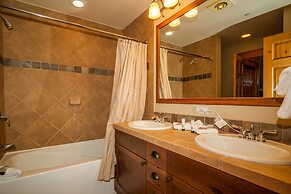 Settler's Creek by Summit County Mountain Retreats