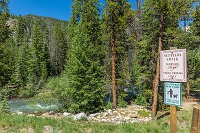 Settler's Creek by Summit County Mountain Retreats