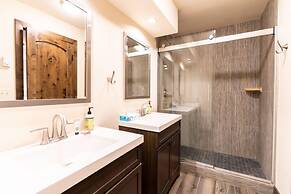 Hawn Drive by Summit County Mountain Retreats