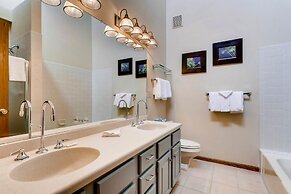 Hawn Drive by Summit County Mountain Retreats