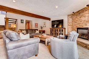 Hawn Drive by Summit County Mountain Retreats