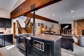 Hawn Drive by Summit County Mountain Retreats