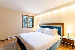 Hawn Drive by Summit County Mountain Retreats