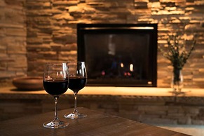 Hawn Drive by Summit County Mountain Retreats