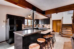 Hawn Drive by Summit County Mountain Retreats