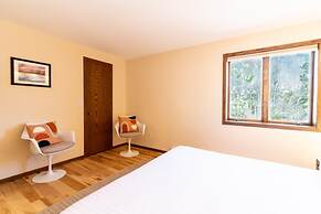 Hawn Drive by Summit County Mountain Retreats