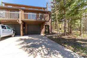 Hawn Drive by Summit County Mountain Retreats