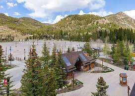 Buffalo Lodge #8383 by Summit County Mountain Retreats