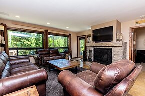 Keystone Gulch #1223 by Summit County Mountain Retreats