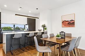 Little Grenfell Apartments by Urban Rest