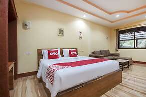 OYO 75331 Hareeya Hotel