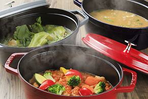 Quintessa Hotel Fukuoka Tenjin Comic & Books