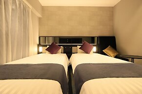 Quintessa Hotel Fukuoka Tenjin Comic & Books