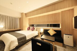 Quintessa Hotel Fukuoka Tenjin Comic & Books