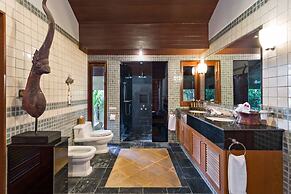 Villa Baan Hen 5 Bedroom Kata Beach