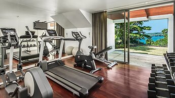 Laemsingh Villa 3a 4 Bedroom in Surin