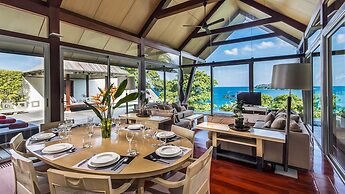 Laemsingh Villa 3a 4 Bedroom in Surin
