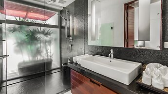 Laemsingh Villa 3a 4 Bedroom in Surin