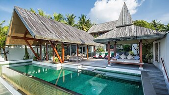 Laemsingh Villa 3a 4 Bedroom in Surin