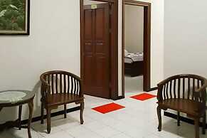 KoolKost @ Raya Manyar