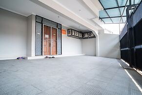 KoolKost near Pasar Baru