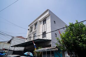 KoolKost near Pasar Baru