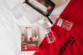 RedDoorz Plus @ Megamendung Puncak 2