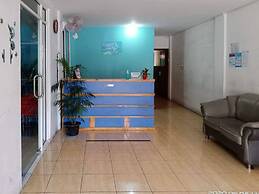 RedDoorz @ Jalan Japaris Medan