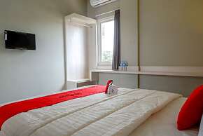 RedDoorz Syariah near PRPP Semarang