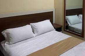 RedDoorz @ Kampkey Tanah Hitam