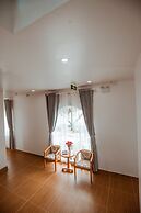 RedDoorz Premium Anh Duc Da Lat Hotel