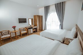 RedDoorz Premium Anh Duc Da Lat Hotel