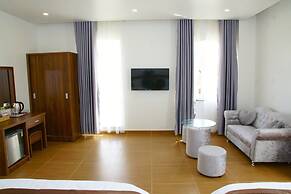 RedDoorz Premium Anh Duc Da Lat Hotel