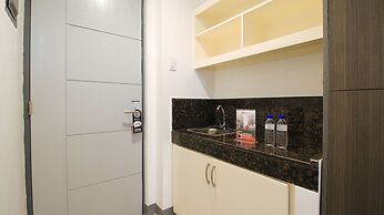 RedDoorz Plus @ Jardin Suites Guadalupe Nuevo