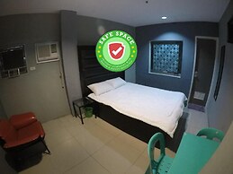 RedDoorz @ P Florentino Street Sampaloc Manila