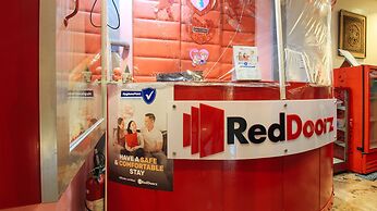 RedDoorz @ P Florentino Street Sampaloc Manila