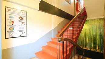 RedDoorz @ P Florentino Street Sampaloc Manila