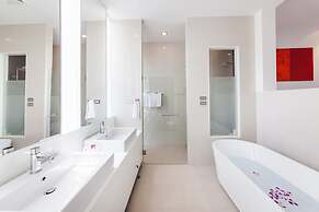 Villa Beachside Kata Noi