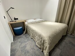 Sleep Lounge Terminal D - Hostel