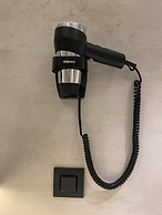 Sleep Lounge Terminal D - Hostel