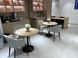 Sleep Lounge Terminal D - Hostel