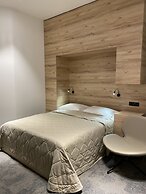 Sleep Lounge Terminal D - Hostel