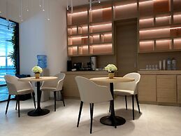 Sleep Lounge Terminal D - Hostel