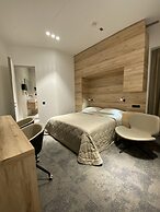 Sleep Lounge Terminal D - Hostel