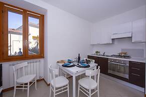 Fontana Del Lago Apt. 1