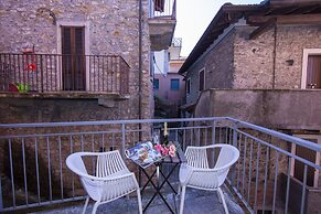 Fontana Del Lago Apt. 2