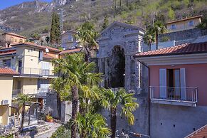Fontana Del Lago Apt. 4
