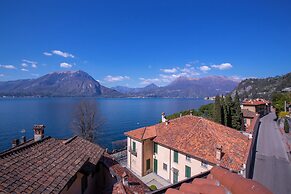 Fontana Del Lago Apt. 5