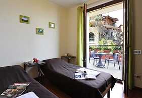 La Perla Di Sonenga - Giardino